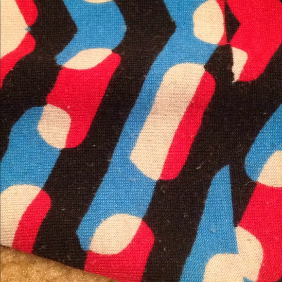 🐱 LuLaRoe Randy tee - Picture 4 of 4